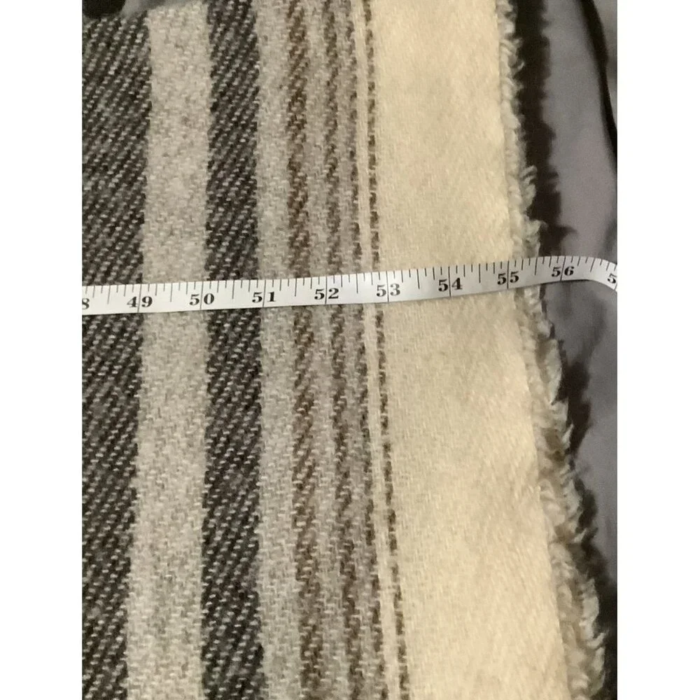 Vintage Alafoss Super Light Plaid Throw Blanket 100% Virgin Wool Ivory & Gray - Picture 6 of 7